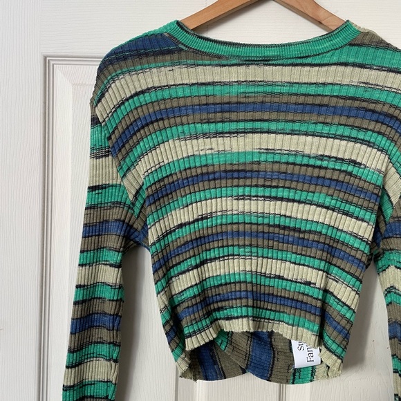 Studio fantastique Bianca knit striped twist front top - Picture 8 of 9